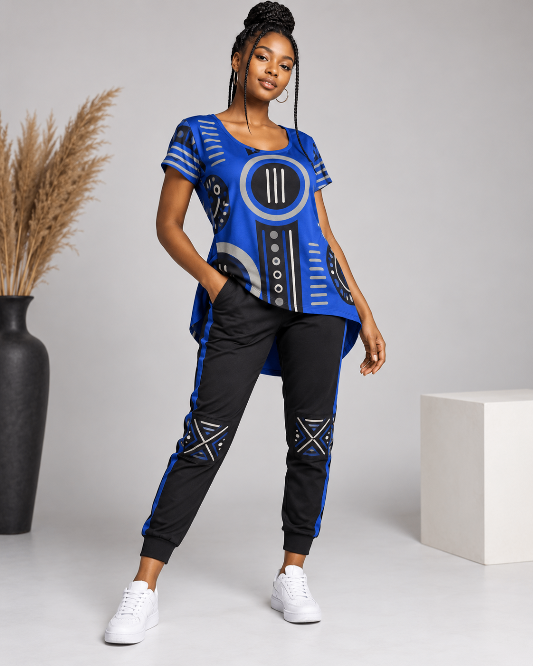 Cobalt Graphic Tee & Black Joggers — Women — House · Z-Vibe Bogolan Lounge™ seven-view specification plate; showing 01 Front, 02 Left, 03 Right, 04 Back, 05 Interior, 06 Inner tags, 07 Fabric detail. — 01 Front, Cobalt / Black