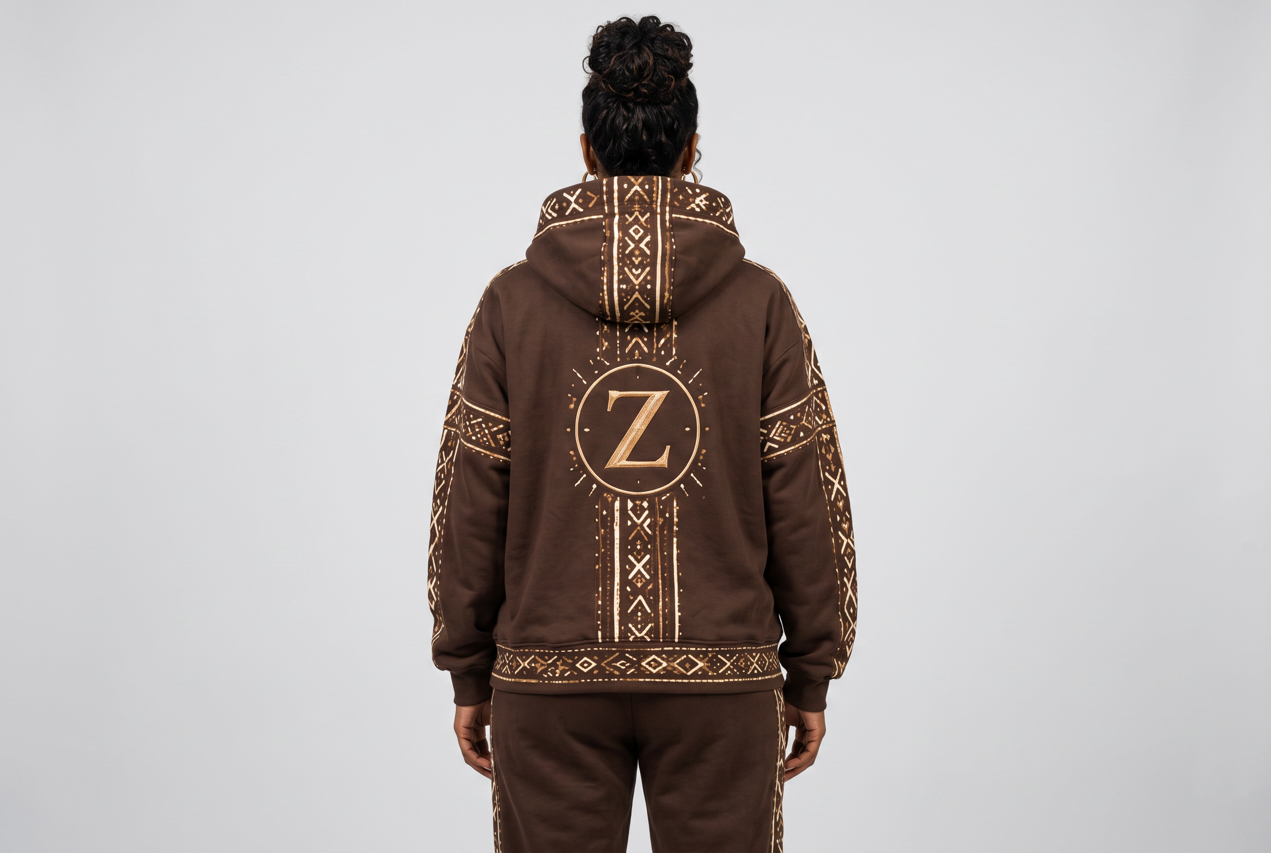 Bogolan Hoodie Set · Cocoa — Women, 04 Back (view 4 of 7). Back view: yoke, centre seam and the hem finish.