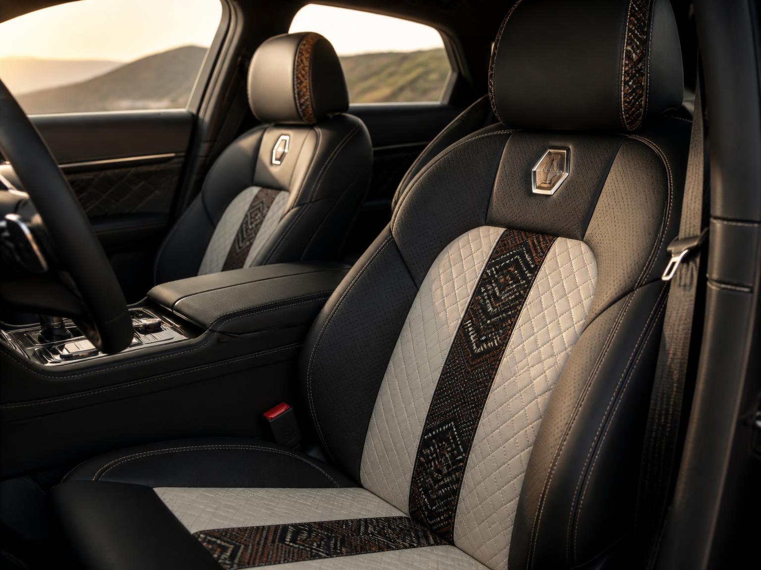 Luxury Seat Covers — Zipper Vibe Bazin Riche accent cover