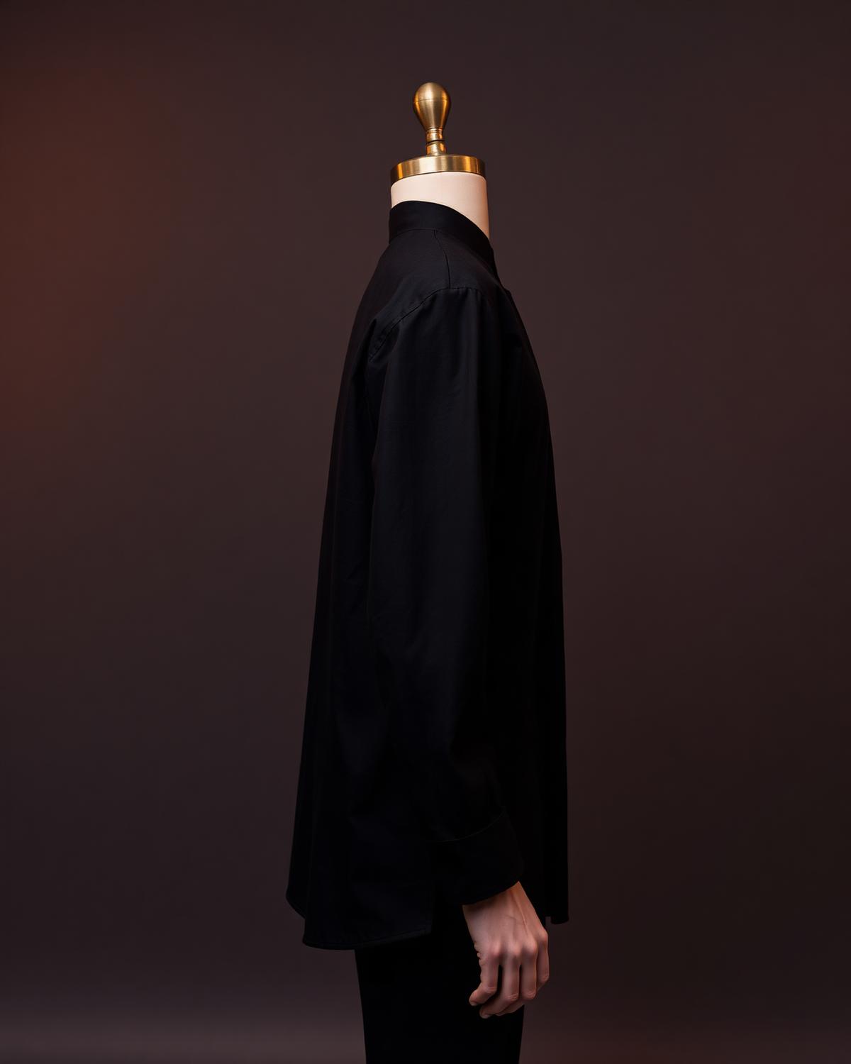 Imperial Drop Shirt — Men, 02 Left (view 2 of 7). Left profile: shoulder line, sleeve fall and the outer seam trim.
