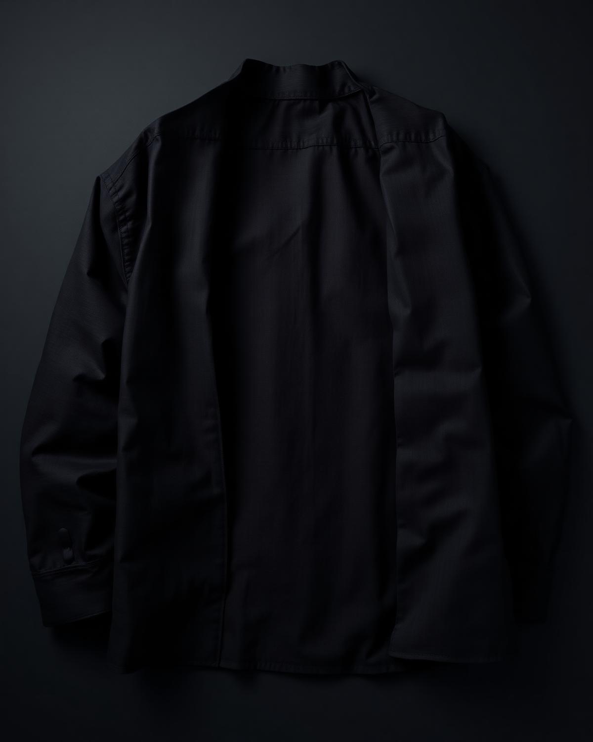 Imperial Drop Shirt — Men, 05 Interior (view 5 of 7). Interior: lining, facings and the concealed closure.