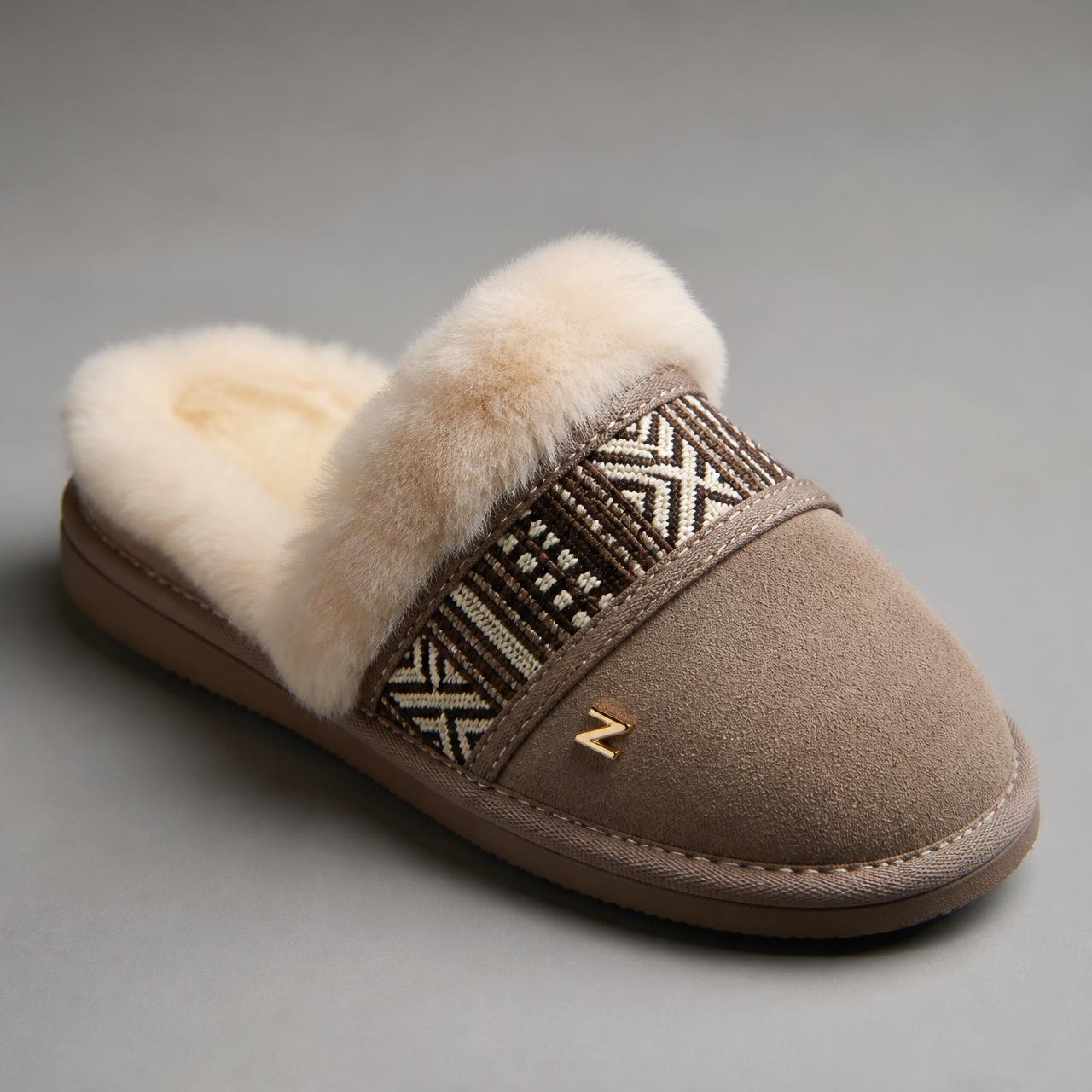 Elevate Shearling House Slipper — Women — House · Z-Vibe Luxury Slippers™ seven-view specification plate; showing 01 Front, 02 Left, 03 Right, 04 Back, 05 Interior, 06 Inner tags, 07 Fabric detail. — 01 Front, Taupe / Brown Bogolan